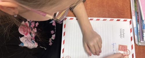 Drugoklasiści pisali list do świętego Mikołaja