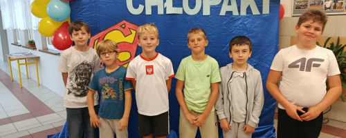 Dziś w naszej szkole wyjątkowy dzień – Dzień Chłopaka!
